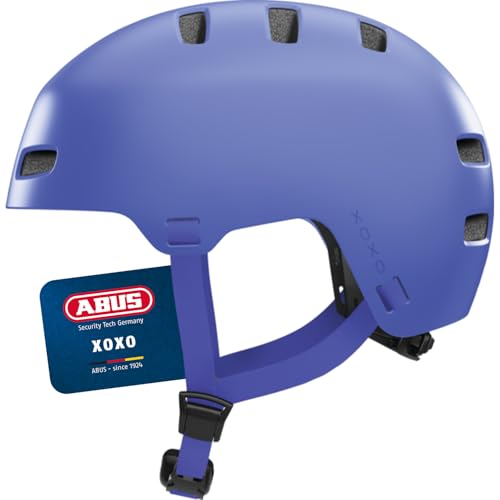 Facile da usare: il casco può essere regolato individualmente alla forma della testa grazie al meccanismo di regolazione delle cinghie e al cursore scorrevole sulla parte posteriore della testa