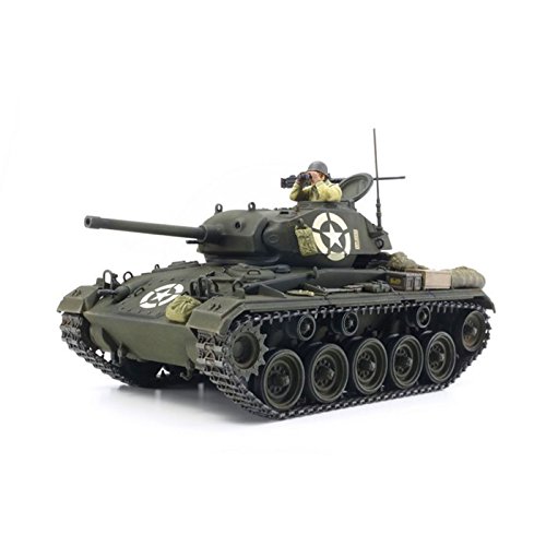 Preisvergleich Produktbild TAMIYA 37020 M24 Chaffee 1:35 Tank Model Kit