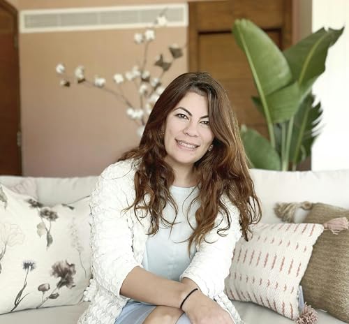 900: Sara Hamza: Building a Design Business Aligned with My Fred Berns "Only" Podcast Por  arte de portada