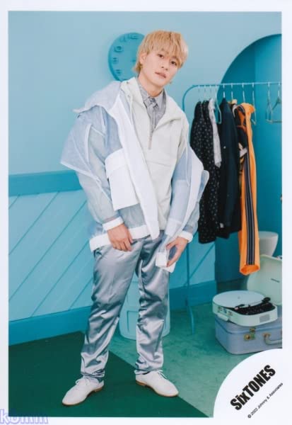 Amazon.co.jp: Six TONES 公式 生 写真（森本慎太郎）ST00748 : おもちゃ