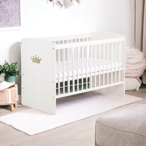 KMbaby K2-KOR - Cuna para bebé (120 x 60 cm, con colchón blanco con corona dorada, con somier, 3 niveles de altura ajustable, madera de pino lacada)