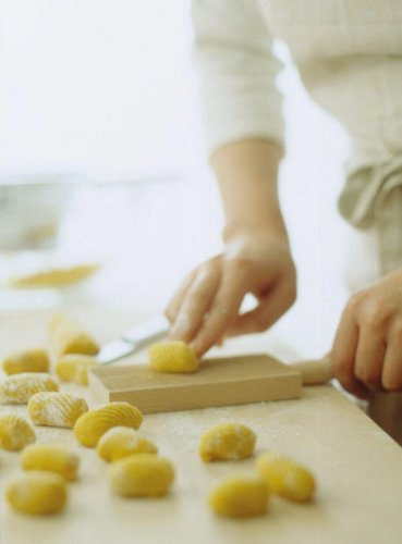 MAAJ GNOCCHIBRETT BREIT & PENNESTAB FÜR GNOCCHI & GARGANELLI - MADE IN ITALY