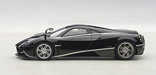 AUTOart 58209 1/43 - Pagani Huayra Black w/Silver Stripes miniatura 3