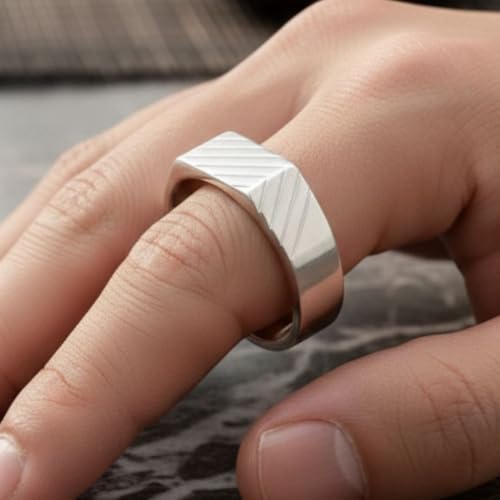 Image of Premium Silver Statement Ring | Modern Geometric Engraved Design