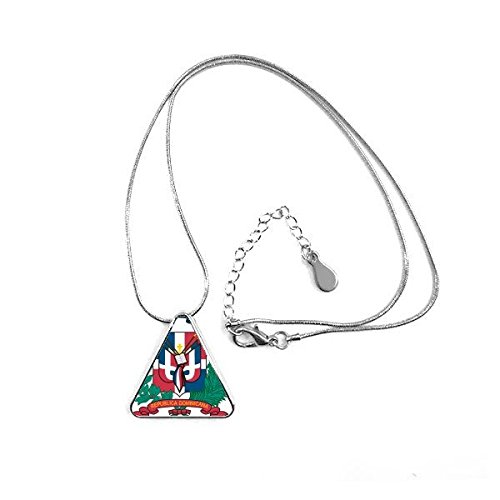 Collier pendentif triangle emblème national République Dominicaine