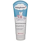 Sie lässt sich leicht verteilen, zieht schnell ein und hinterlässt ein geschmeidiges Hautgefühl.