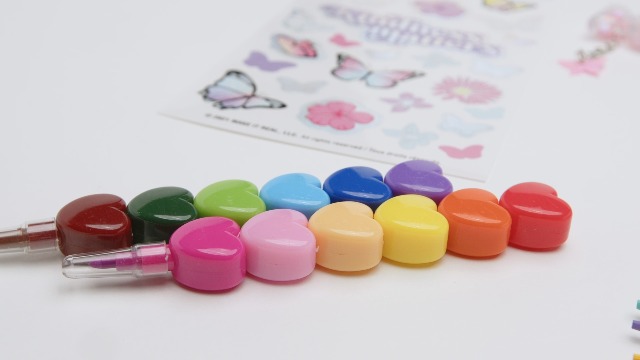 ✨希少作品✨絵皿✨MADE IN CANADA FABRIQUE ✨7点SET✨ Cra-Z-Jewelz Gem Creations' toy jewelry kits recalled over