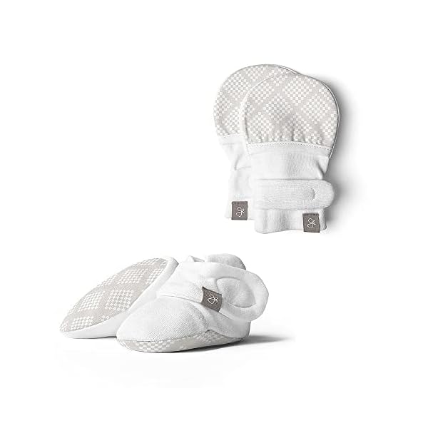 Goumi Baby Booties & Mittens Bundle, Cotton (Diamond Dots/Cream, 03 Months
