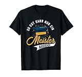 Klassisch geschnitten, doppelt genähter Saum.