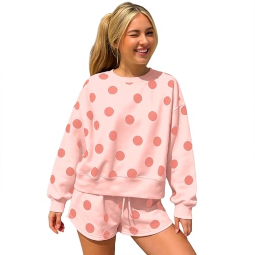 Ensemble tricoté avec motif d'automne pour femme comprenant un pull col rond et son short confortable