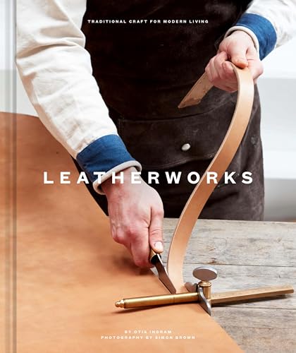 Leatherworks: Traditional Craft for Modern Living (Traditional Craft/Modrn Living) image 2