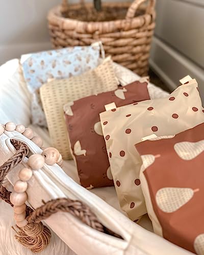 Lucky Love Labor and Delivery Bag, Diaper Bag Organizing Pouches and Hospital Essentials for Mom (Cream)