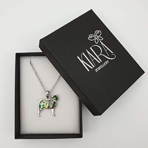 Kiara Jewellery Halskette mit Mops-/Hunde-Anhänger, eingelegt mit grünlicher Paua-Abalone-Muschel und Glasstein-Kragen an 45,7 cm langer Kette, Silber/rhodiniertes Basismetall mit natürlicher