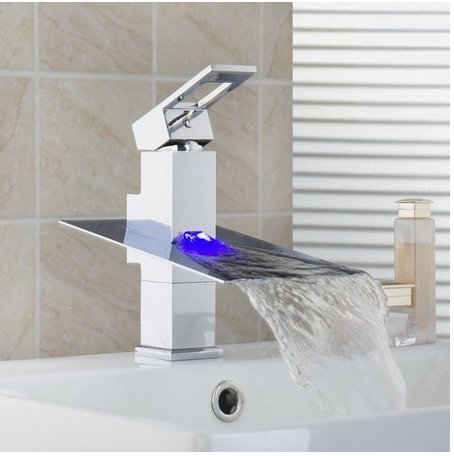Robinet mitigeur cascade LED en laiton chromé Gowe pour lavabo de salle de bain
