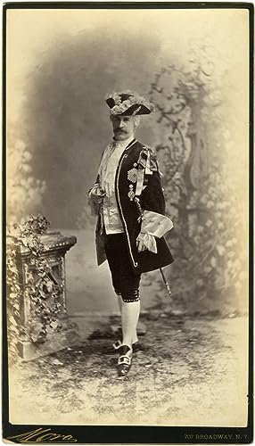 Impression toile bal de peter marie costume de maria mora pour habiller un grand mur vide