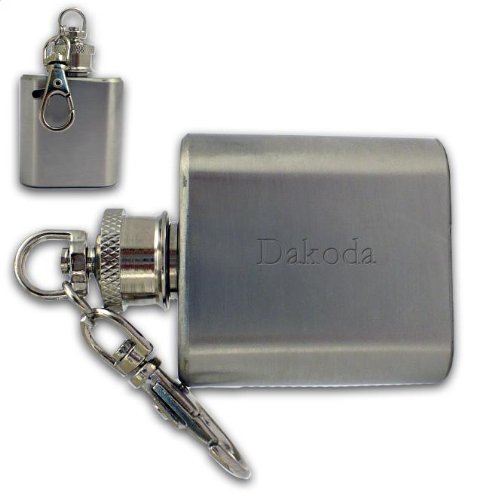 Preisvergleich Produktbild Kundenspezifische gravierte Flasche Schlüsselanhänger mit dem Aufschrift Dakoda (Vorname / Zuname / Spitzname)