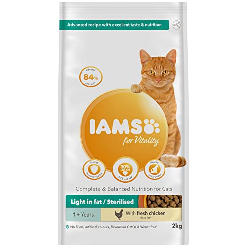 IAMS-for-Vitality-Sterilised-cat-food-Dry-food-for-sterilised-castrated-cats-from-1-year-with-fresh-chicken-2-kg
