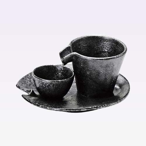 Tokyo Matcha Selection - Iced Sake Server Set - SHIZURU - 2 Color - 1 Sake Server - 1 Sake Cup - 1 Plate - Mino Ware [Standard Ship by SAL: NO Tracking Number & Insurance] (White)