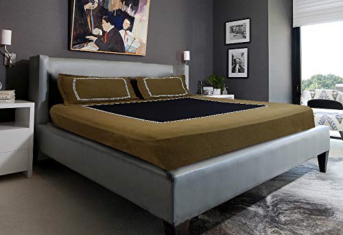 Connecting Threads' Olive Green and Black Color Fitted Bedsheets for King Size Double Bed with 2 Pillow Covers