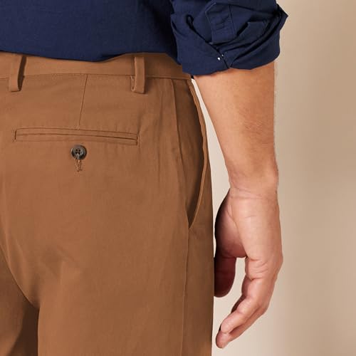 Image of Amazon Essentials Men's Classic-Fit Wrinkle-Resistant Flat-Front Stretch Chino Pant