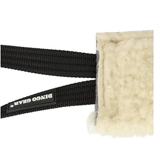 Dingo Gear Beisswurst mit einem Griff Schafe Wolle Plush Naturfarbe 15 cm x 6 cm Apport Training mit Hund S00427
