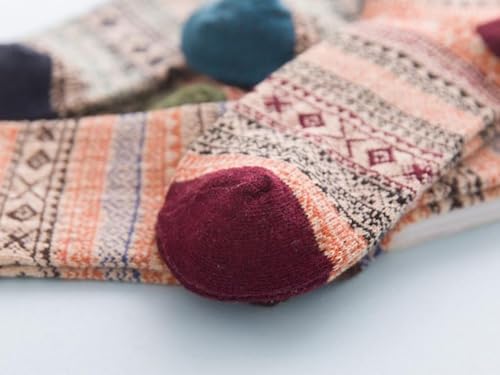 Women Winter Socks 5 Packs Wool Socks Gifts for Mom Warm Vintage Soft Christmas Socks Thick Cold Knit Crew Socks4