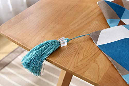 Chemin de table rectangulaire bleu avec extrémité triangle et pompon