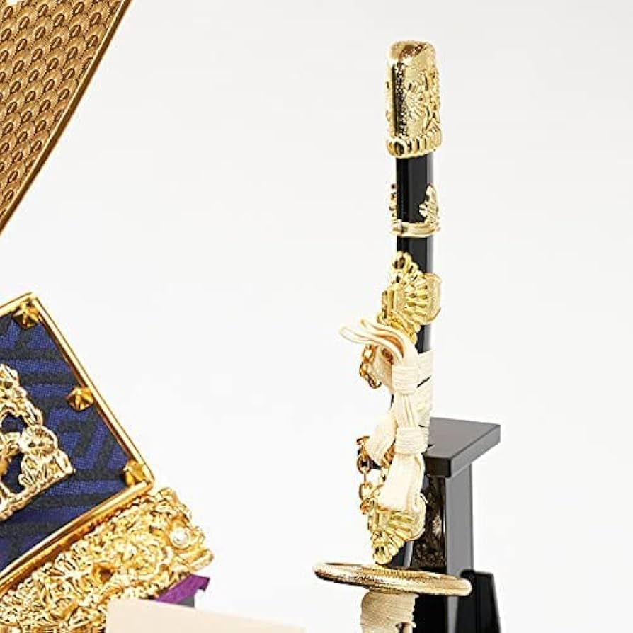 節句 兜 セット 5月人形 男の子 収納 五月人形】兜飾り 収納飾り「流水鍬形金二曲屏風」（536677