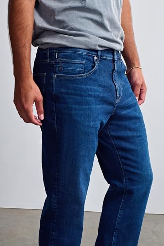 Roam Men's Mid Rise Relaxed Straight Leg Jeans3