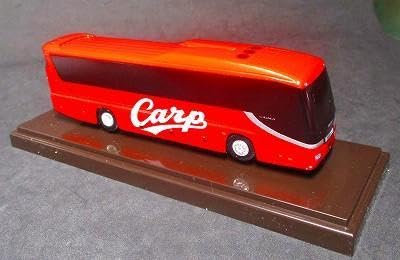 Amazon.co.jp: 広島東洋カープ 選手送迎用バスミニカー アドウィング製