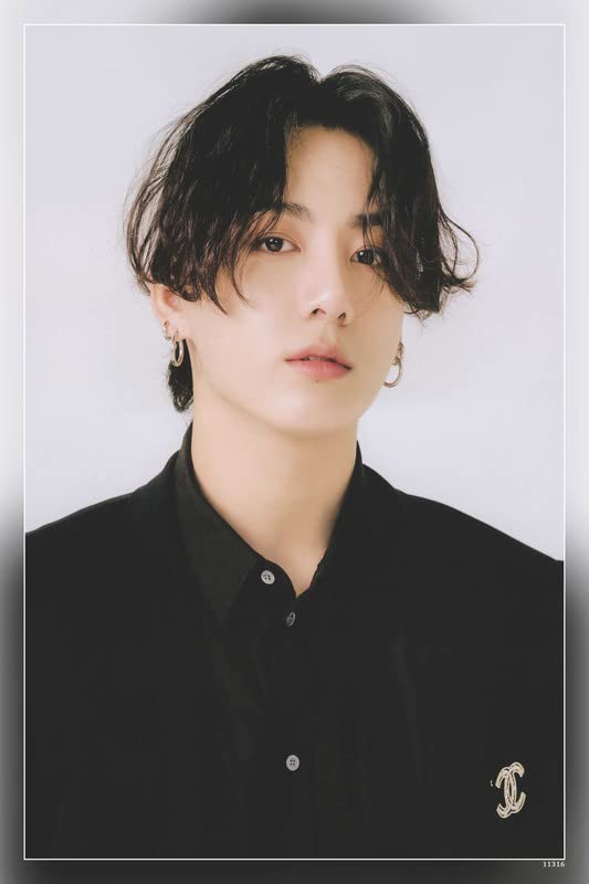 PostersWorld Hd BTS Jungkook BTS Jungkook Matte Finish Paper