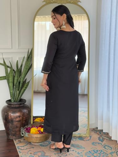 Image of Naixa Women's Black Rayon Embroidered Straight Kurta with Rayon Pant and Taby Printed Dupatta Sets (NX-673)