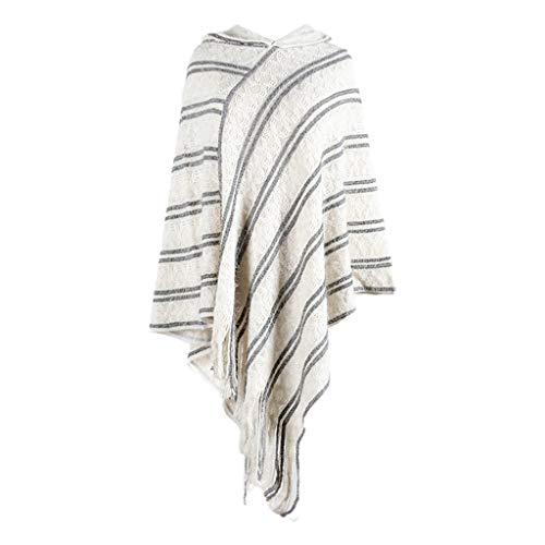 Poncho con capucha para evitar el frío sin perder la elegancia