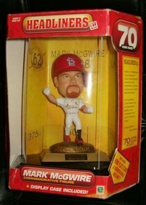 Headliners Mark McGwire 70 Home Runs Commemorative Figure