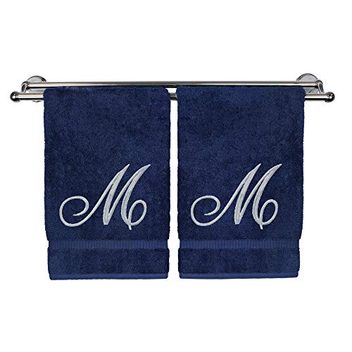 Bare Cotton Monogramme personnalisé Serviettes de Toilette Serviette d'invité de Mariage Cadeau d'anniversaire de fiançailles, Coton, Bleu Marine, 2 Hand Towel-Silver Script Initial M Cover