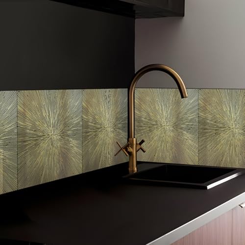 Rénover un mur de cuisine avec la crédence métal funlife ligne radioactive