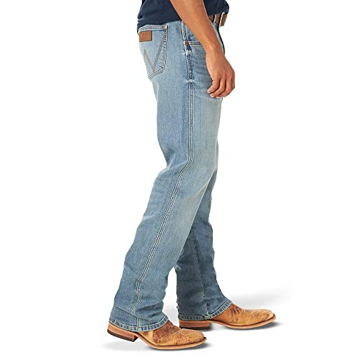 Image of Wrangler Men's Retro Slim Fit Straight Leg Jean
