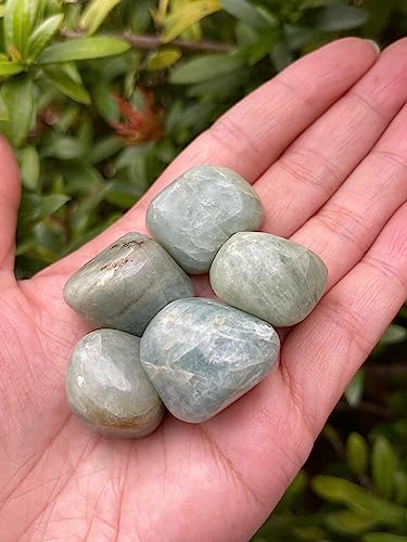 Image of GAF TREASURES 1 /2 LB Aquamarine Tumbled Stones, Polished Natural Aquamarine Gemstone, Aquamarine Healing Crystals (Aquamarine)