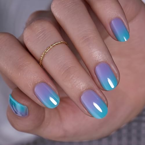 Image of CurvLife Short Squoval Press On Nails, Light Blue, Lagoon Mist, Soft Gel