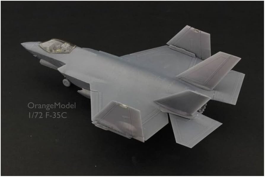 【レア品 カナダ仕様】F-35 ロッキード・マーティン ピンバッジ Amazon | Orange Hobby オレンジホビー 1/72 現用アメリカ海軍