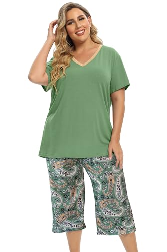 Vozanet Women's Pajamas Set Soft V Neck Sleepwear Top and Capri Pj Lounge Sets Cartoon Heart Shape Cat Nighty Plus Size