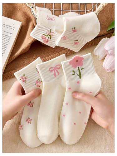 GORGLITTER Women's 5 Pairs Floral Bow Print Crew Socks Cute Casual Knitted Ankle Socks3
