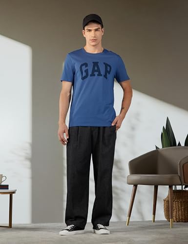 Image of Gap Men Printed Regular fit Half Sleeve Round Neck T-Shirt