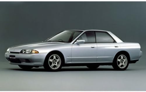 Amazon 青島文化教材社 1 24 ザ ベストカーgt No 05 R32 スカイライン 4ドア Gts T Typem エンジン付 プラモデル 通販