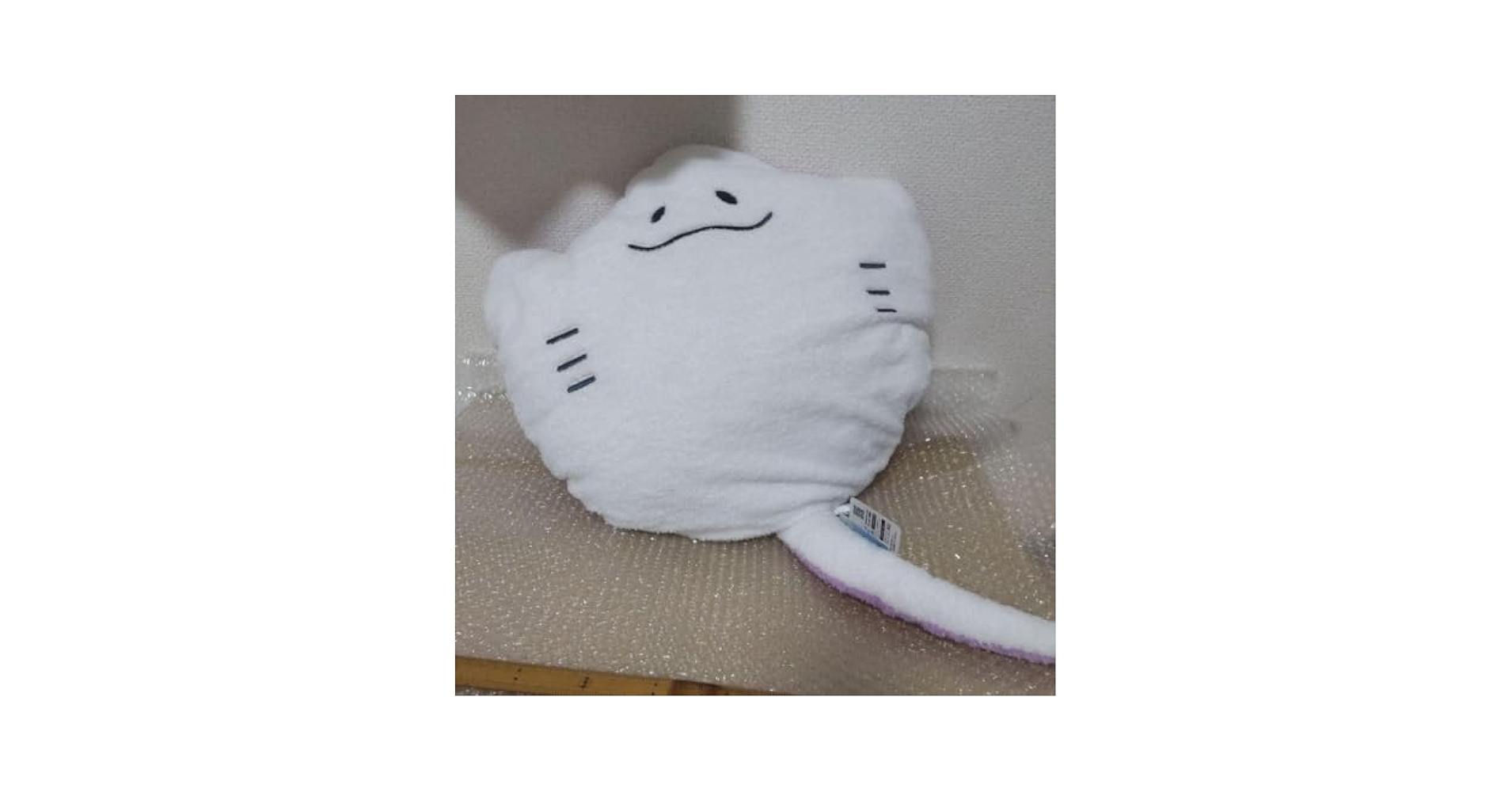 つぶらな瞳　ぬいぐるみ　まとめ売り　133個！ Amazon.co.jp: つぶらな瞳の水族館 R1限定アソート エイ BIG