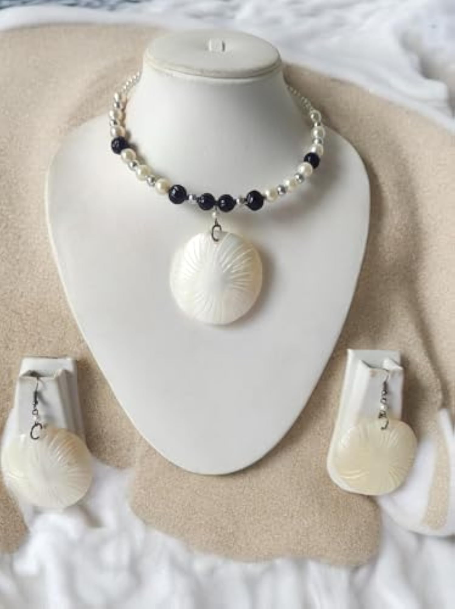 Handmade Radiance Real Shell and Bead Necklace Set