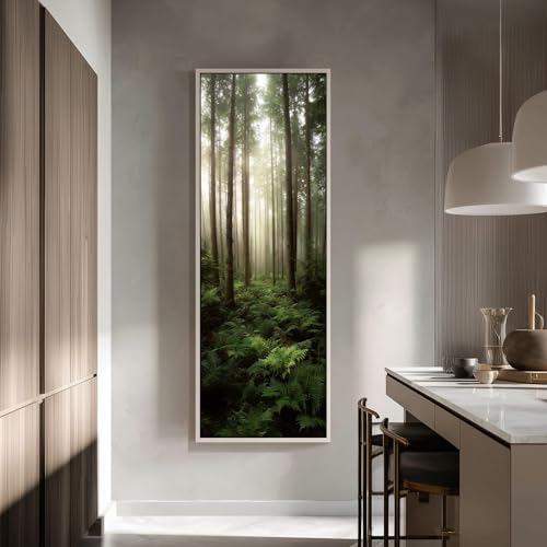 Tableau forêt vertical pour habiller un mur étroit sans encombrer