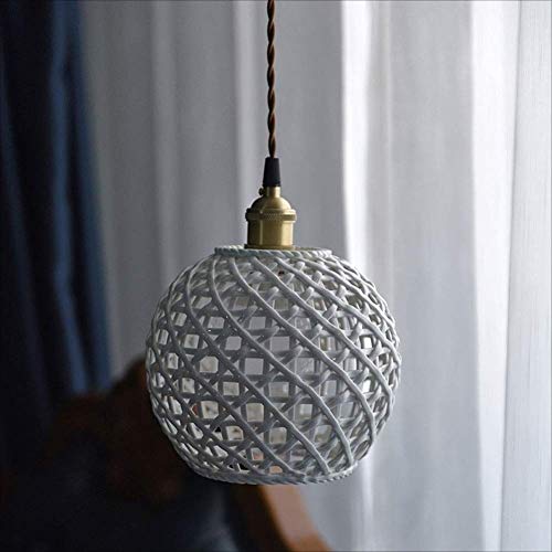 Lustre en céramique pour éclairer un dressing sombre