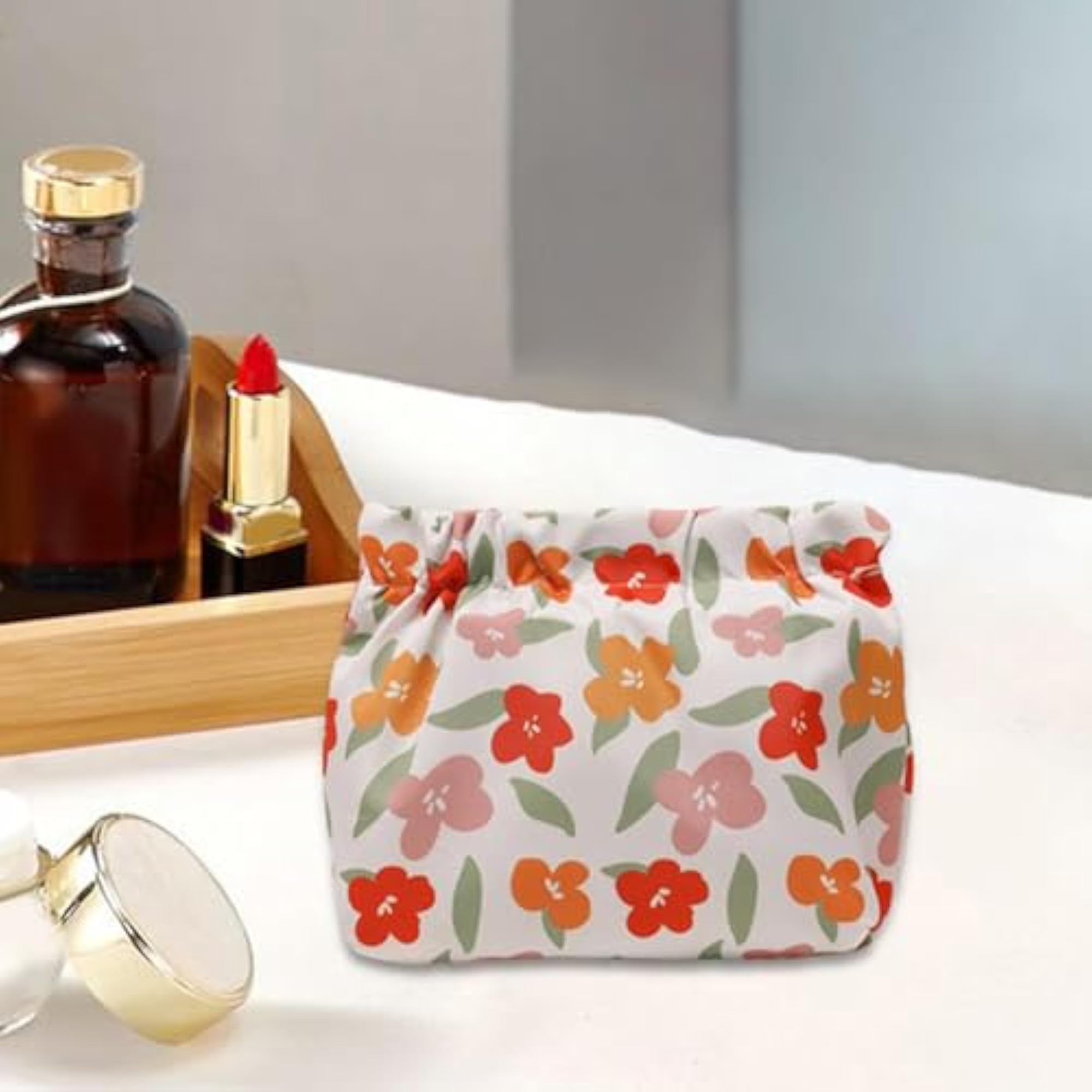 Portable Self Closing Makeup Pouch for Perfume
