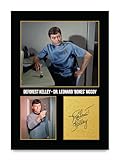 HWC Trading DeForest Kelley Star Trek Dr. Leonard 'Bones' McCoy Los Regalos Imprimieron La Imagen Firmada Del Autógrafo Para Los Fans De La Memorabilia De La Película - A4 Solo Impresión (ID-005360)
